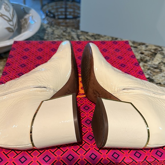 Tory Burch Juliana 65mm Bootie Naplak - Picture 6 of 14